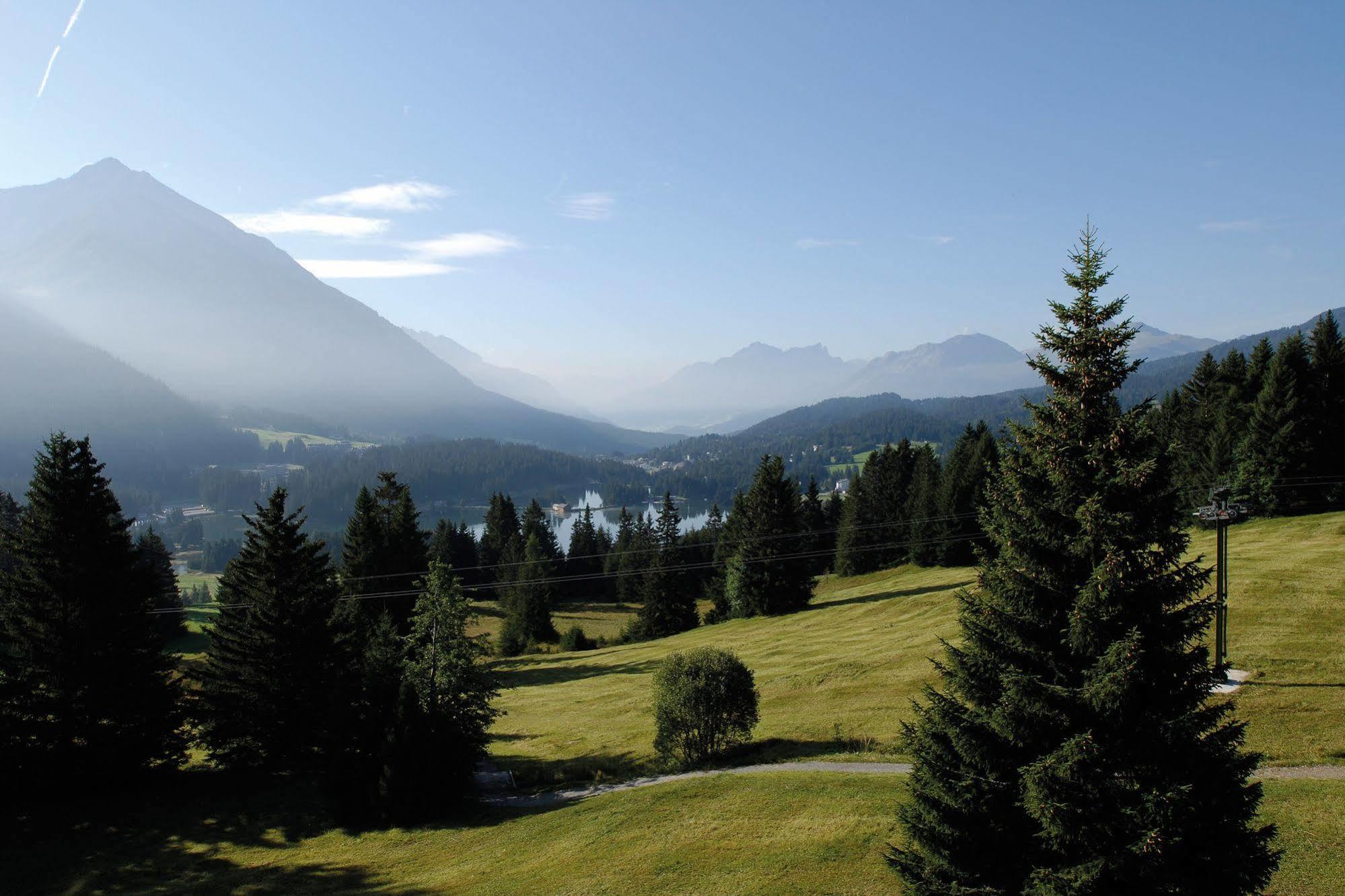 Valbella-Lenzerheide Youth Hostel Exterior photo