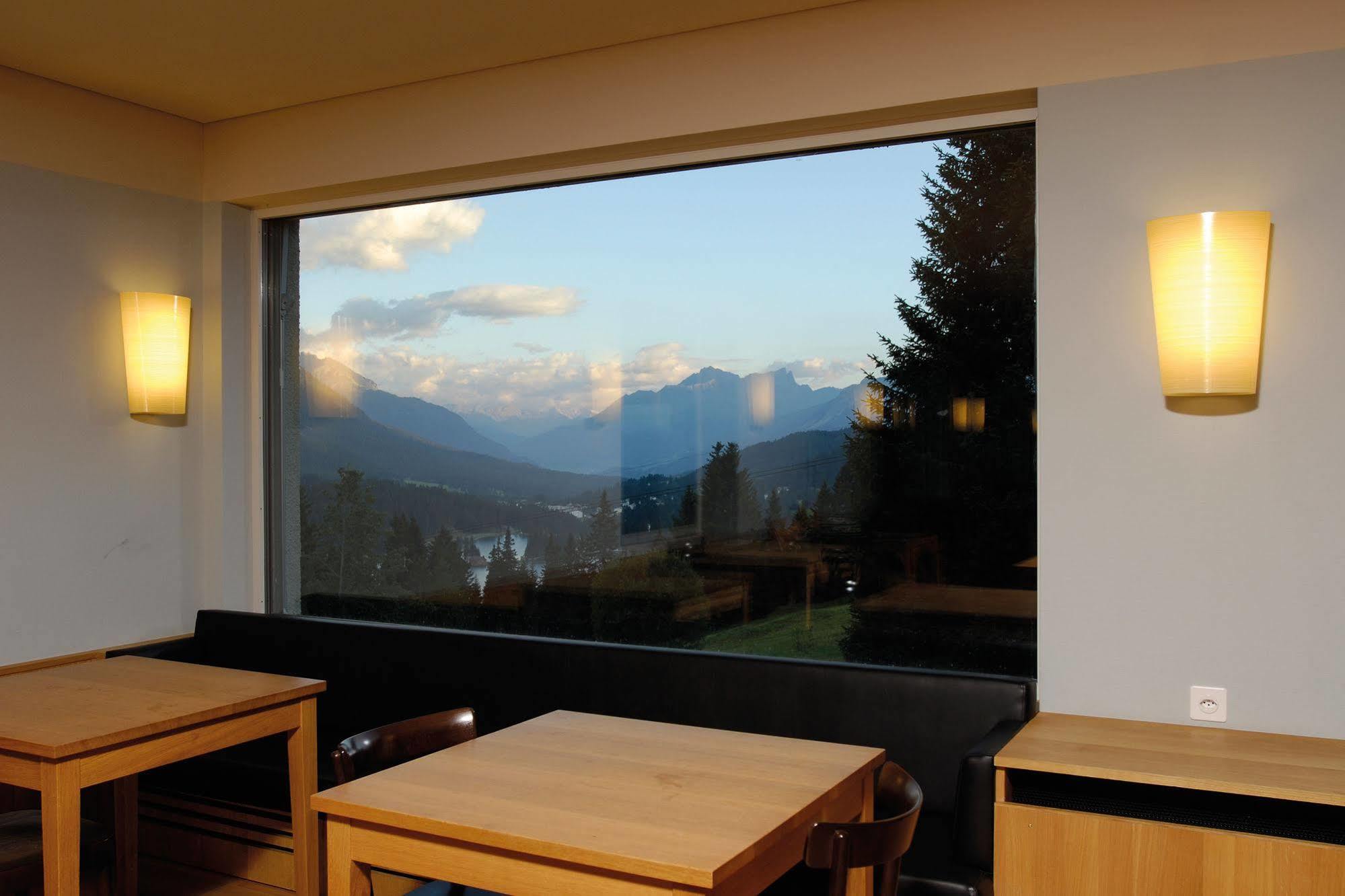 Valbella-Lenzerheide Youth Hostel Exterior photo